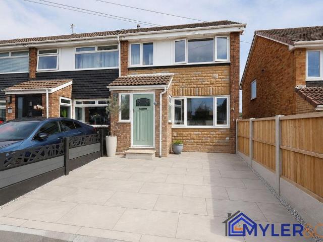 House for sale in Ditton, Widnes