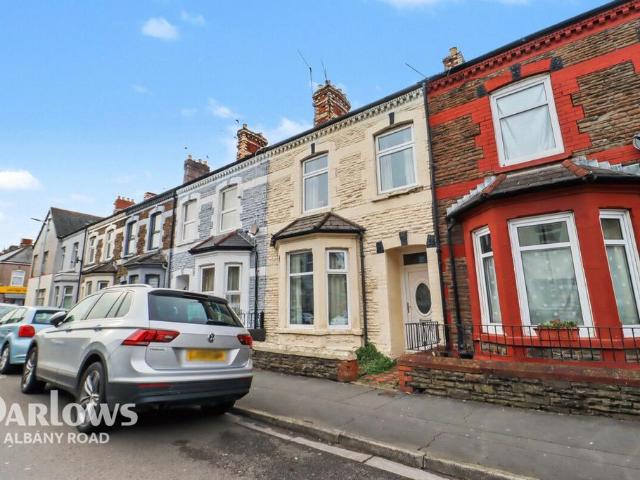 House for sale in Plasnewydd, Falcon Lodge