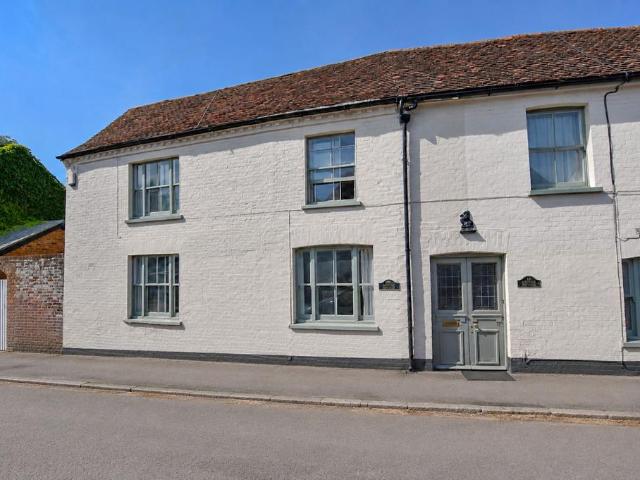 House for sale in Five Acres, Hertfordshire