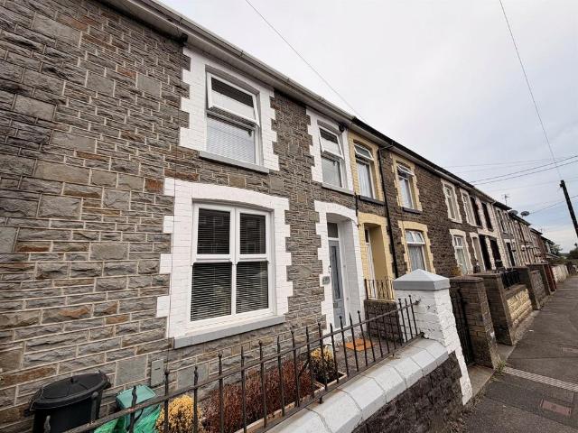House for sale in Penygraig