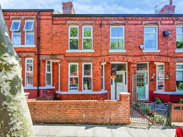 House for sale in Calderstones