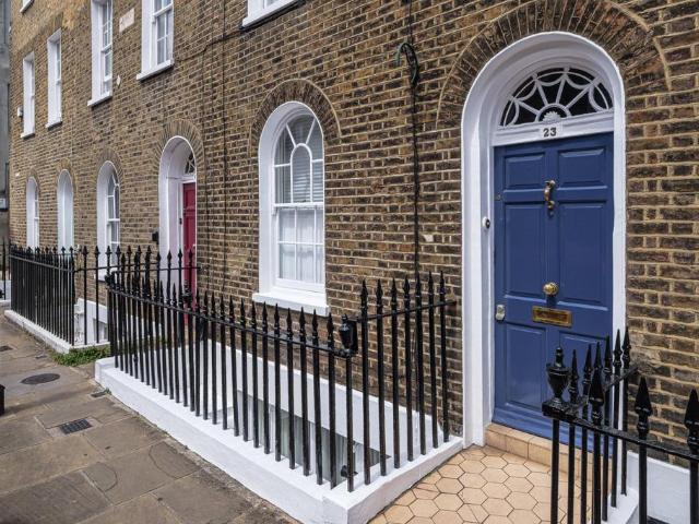 House for sale in Islington, Greater London