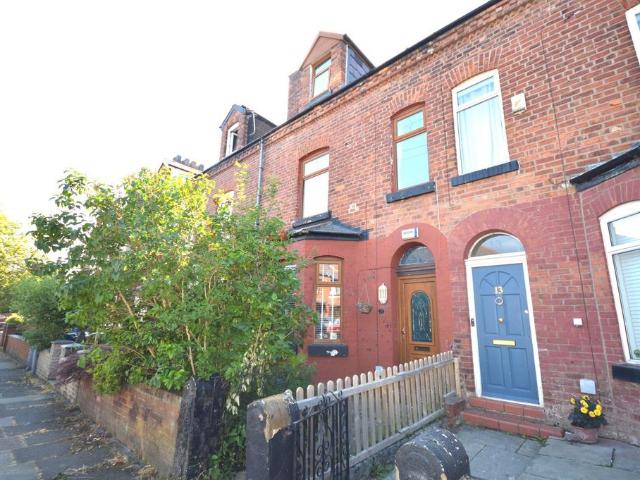 House for sale in Heaton Moor, Greater Manchester