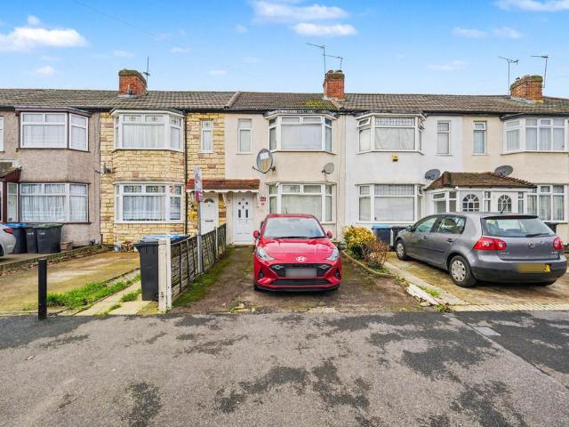 House for sale in Freezywater, Greater London