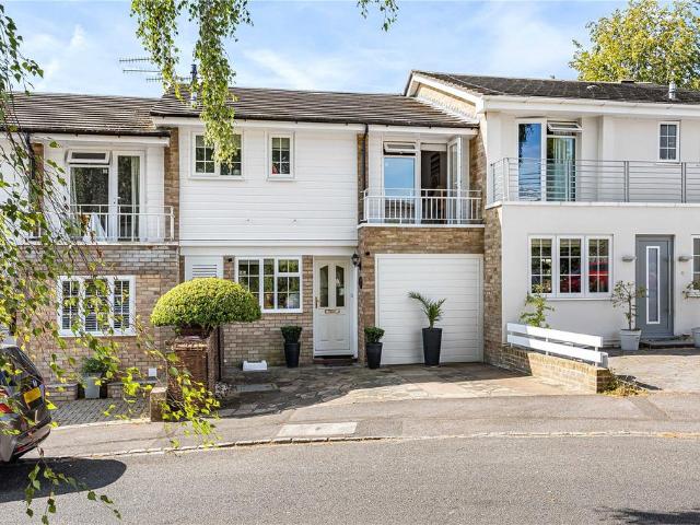 House for sale in Henley-on-Thames, Berrick Salome