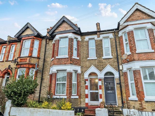 House for sale in London Borough of Croydon, Upper Norwood