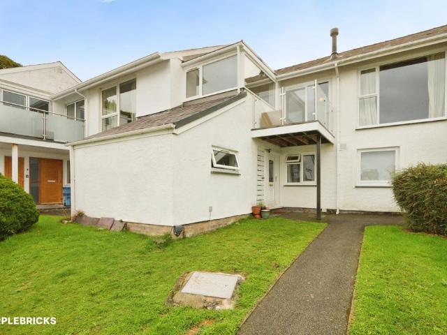 House for sale in Y Felinheli, Wales