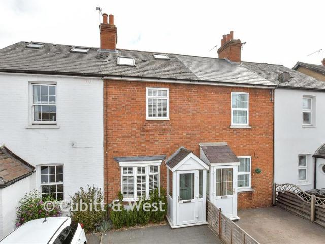 House for sale in Greater London