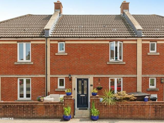 House for sale in Horfield, Feckenham