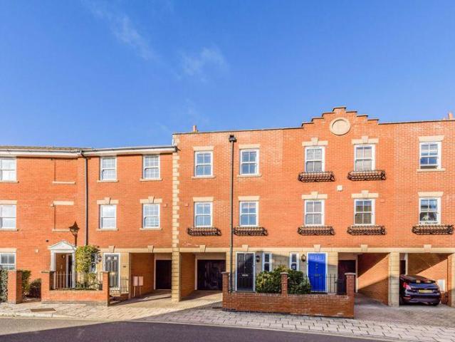 House for sale in Old Portsmouth, City Of Portsmouth