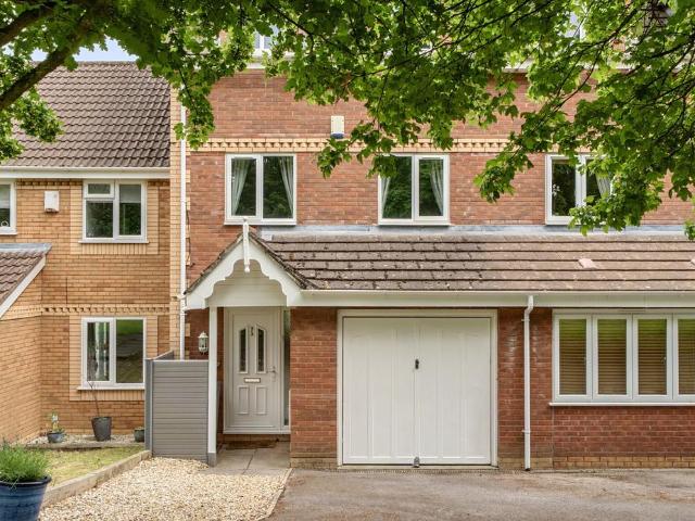 House for sale in Cadbury Heath, South Gloucestershire