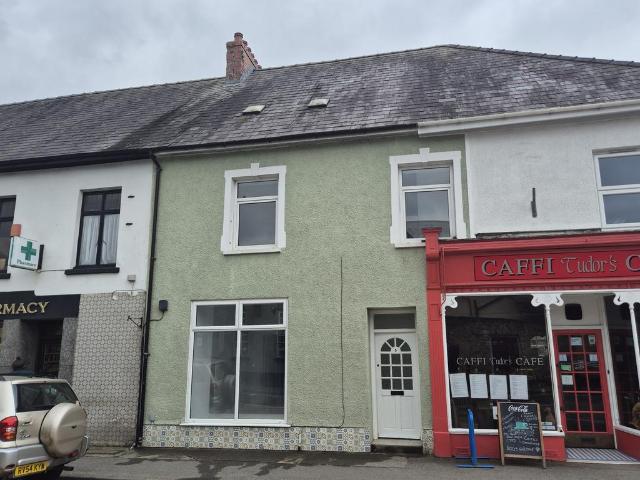 House for sale in Llandovery, Wales