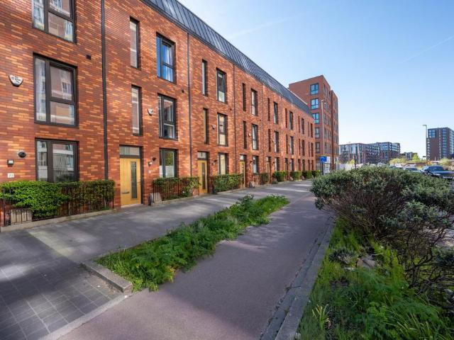House for sale in Blackfriars, Salford