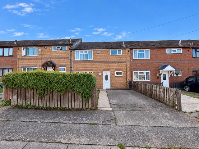 House for sale in Woodchurch, Moreton