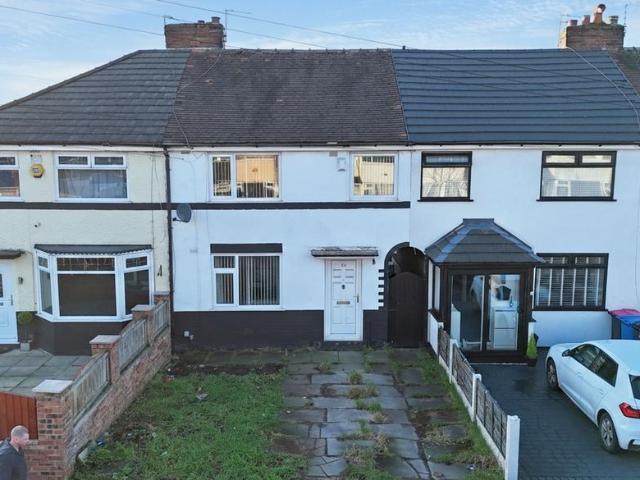 House for sale in Higher Irlam, Salford