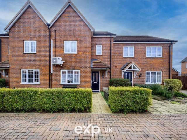 House for sale in Harrowden, Bedford