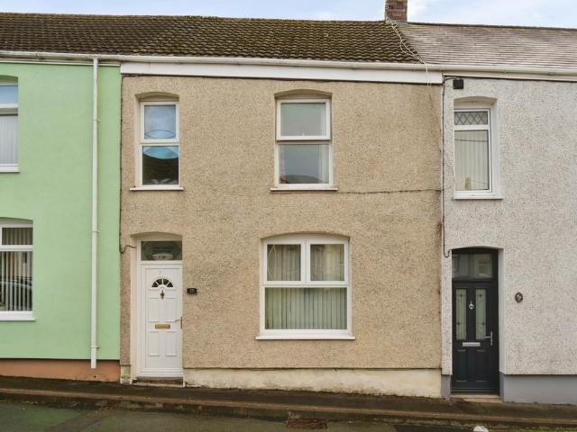 House for sale in Brynaman Isaf, Tairgwaith