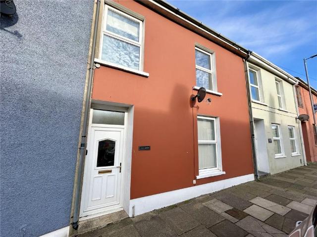 House for sale in Neyland, Wales
