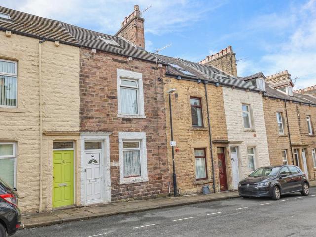 House for sale in Bulk, Bare