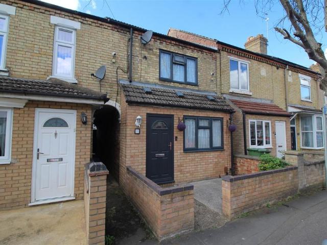 House for sale in New England, Peterborough