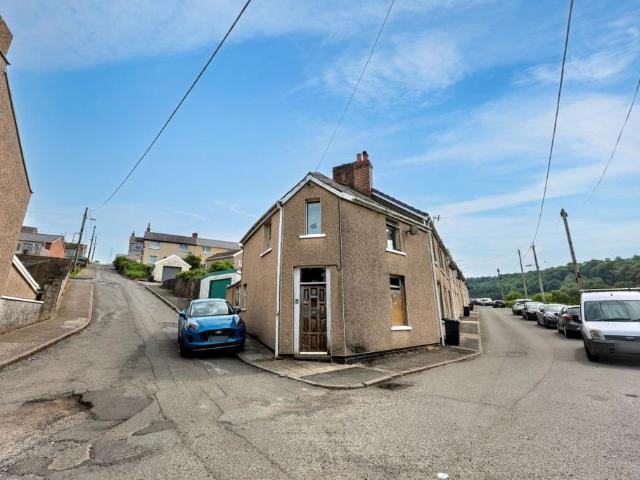 House for sale in Crumlin, Wales