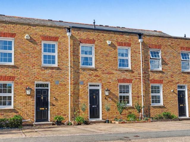 House for sale in Shoeburyness, Southend-on-Sea