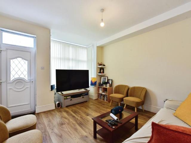 House for sale in Wybourn, South Yorkshire