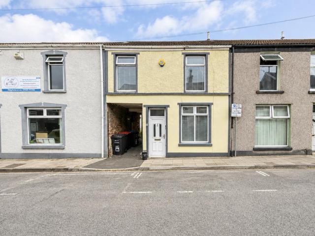 House for sale in Gadlys, Aberdare