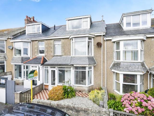 House for sale in Penbeagle, Cornwall