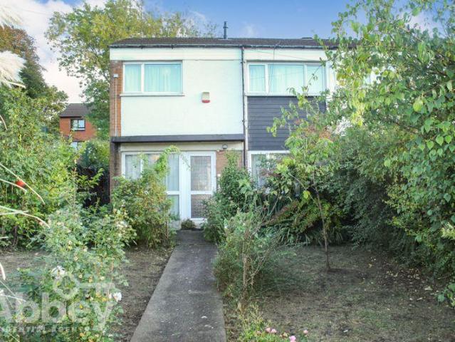 House for sale in Cimla, Neath