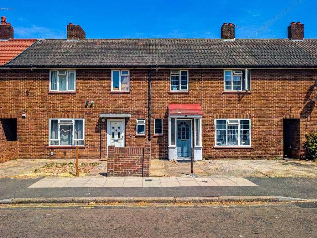 House for sale in London Borough of Merton, Merton Park
