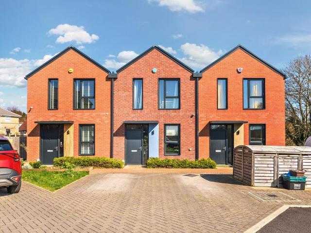 House for sale in Feckenham, City Of Bristol