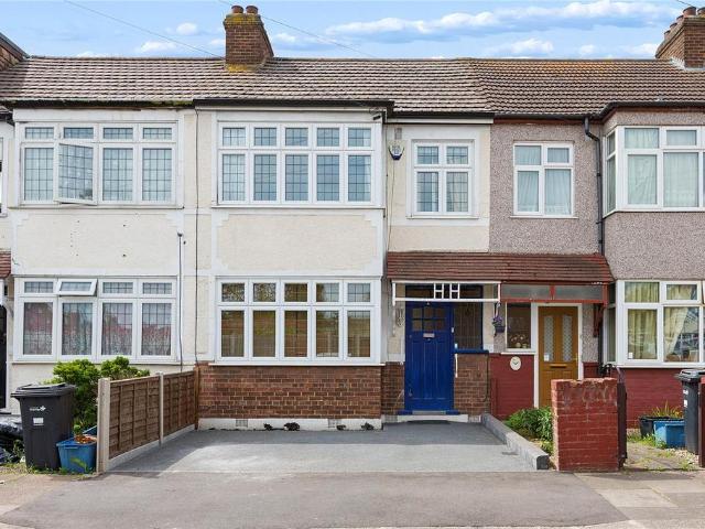 House for sale in Little Heath, Greater London