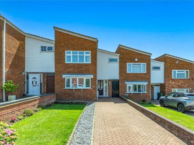 House for sale in Spring Park, Luton