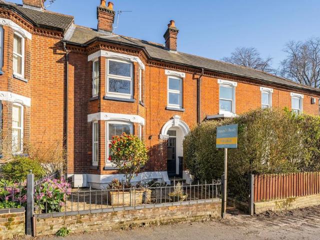 House for sale in New Catton, East Bank
