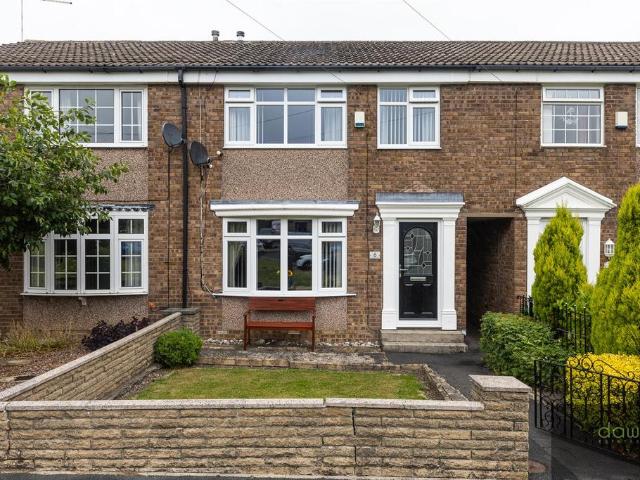 House for sale in Elland, West Yorkshire