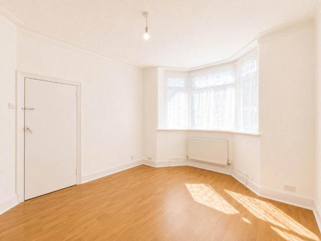 House for sale in Plashet, Greater London