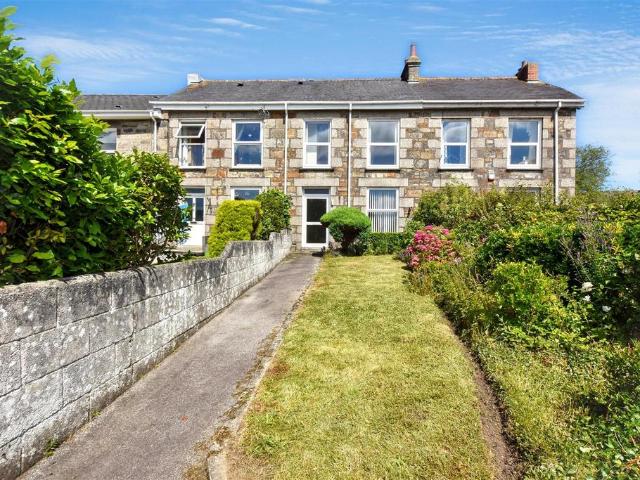 House for sale in Mount Ambrose, Cornwall