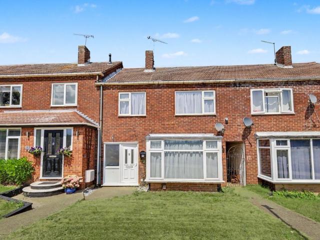 House for sale in Lee Chapel, Essex