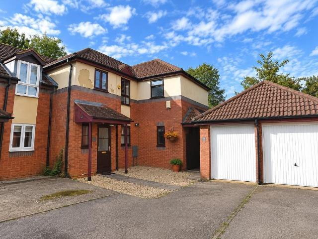 House for sale in Loughton, Milton Keynes