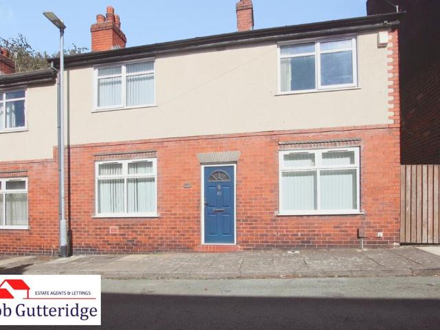 House for sale in Burslem, Stoke-on-Trent