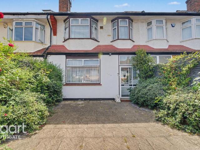 House for sale in Greater London