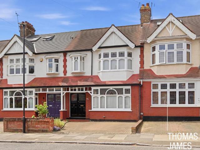 House for sale in Winchmore Hill, Edmonton
