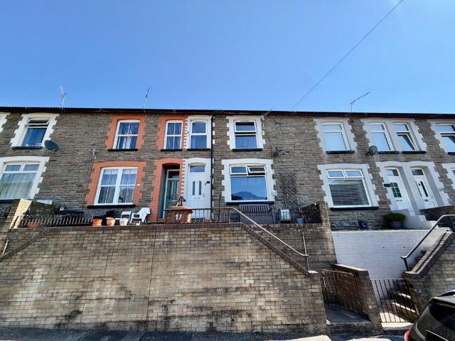 House for sale in Ynysddu, Wales