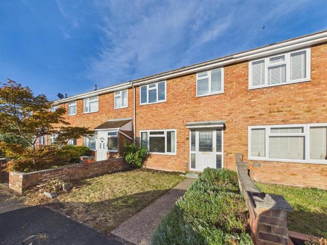 House for sale in Walton Court, Aylesbury