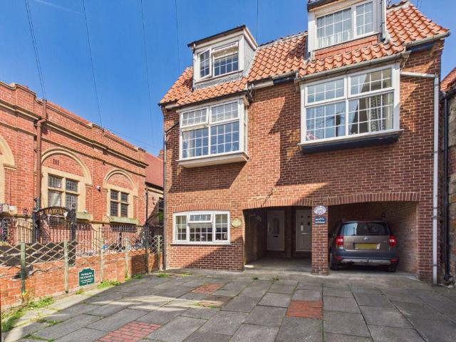House for sale in Whitby, North Yorkshire