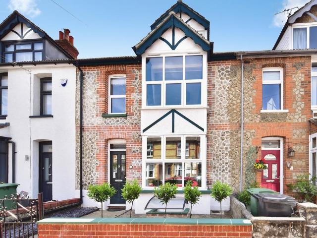 House for sale in Midway, Kent