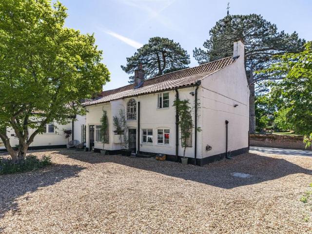 House for sale in South Green, East Tuddenham