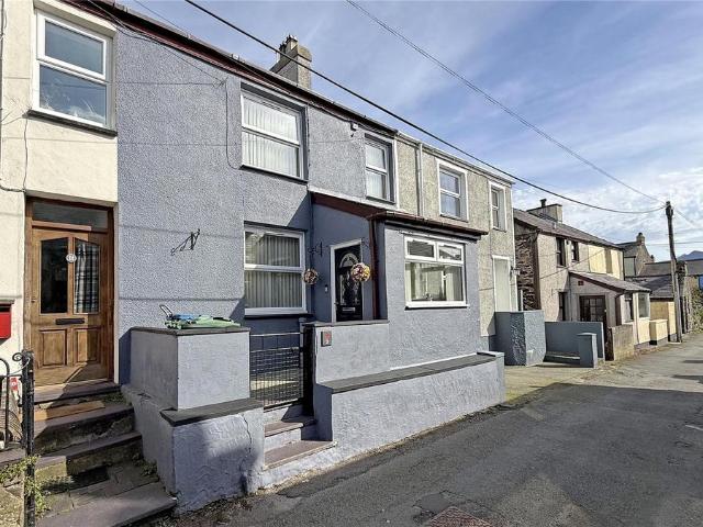House for sale in Llanllechid, Wales