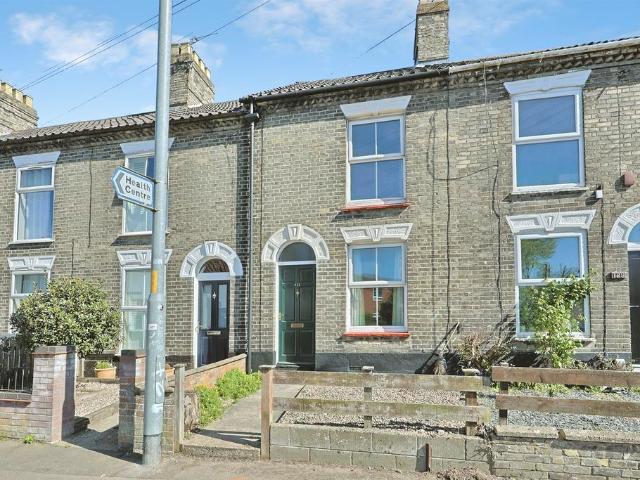 House for sale in New Catton, East Bank